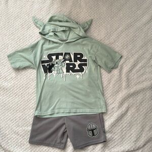 Star Wars 2 piece Boy’s T-shirt and Short Set S(6-7)